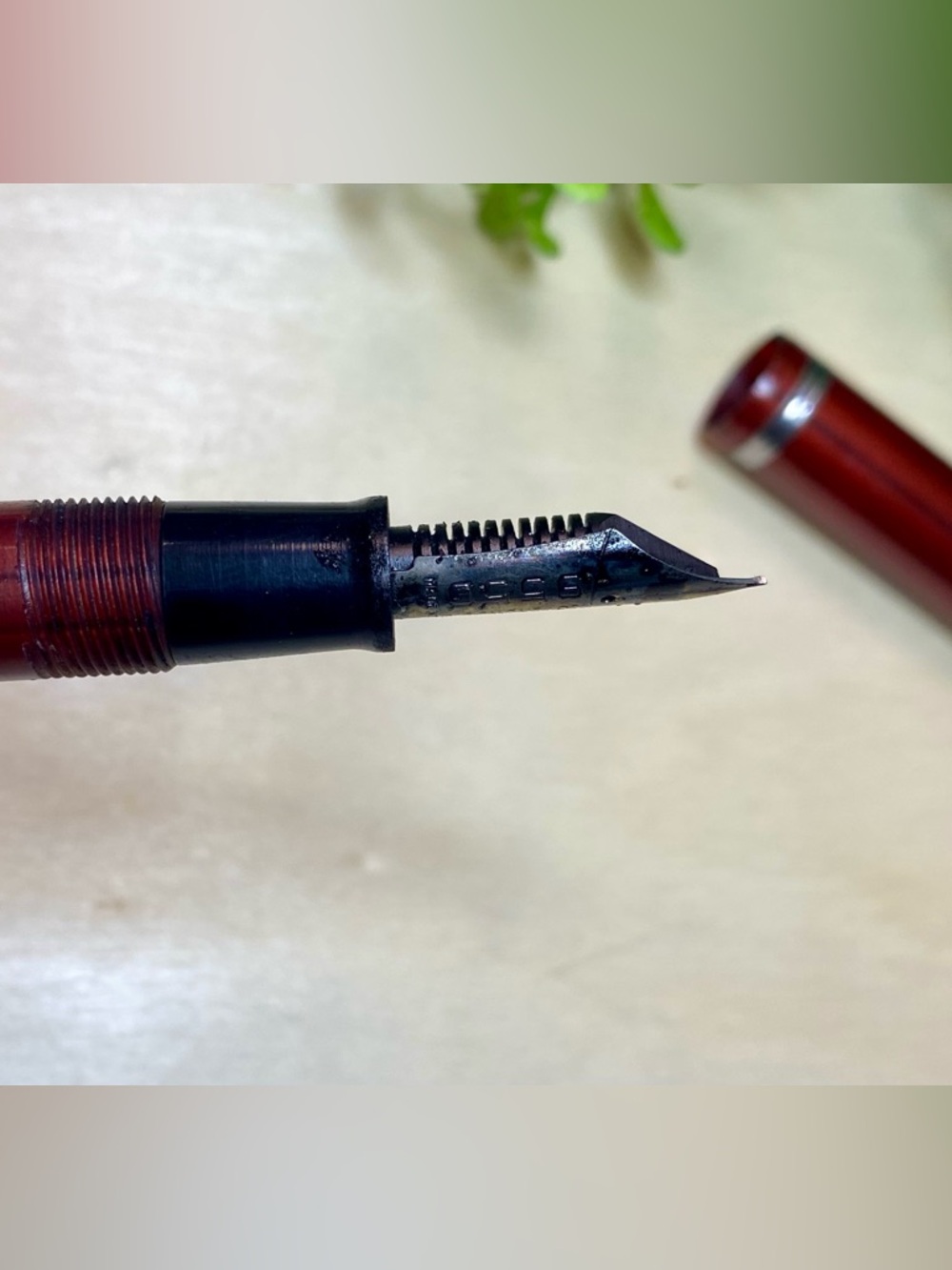 Vintage Esterbrook Stylish Fountain Pen with Silver Details - Picture 16 of 16